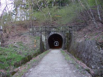 旧信越本線トンネル