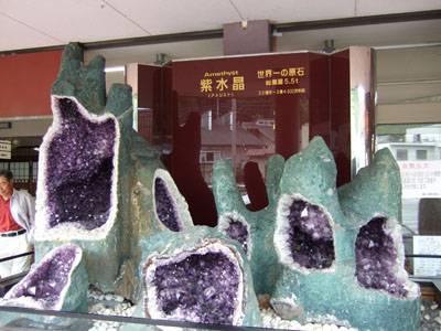 紫水晶世界一の原石