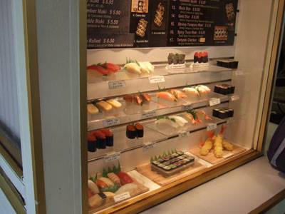 インターナショナルマーケットプレイスの寿司